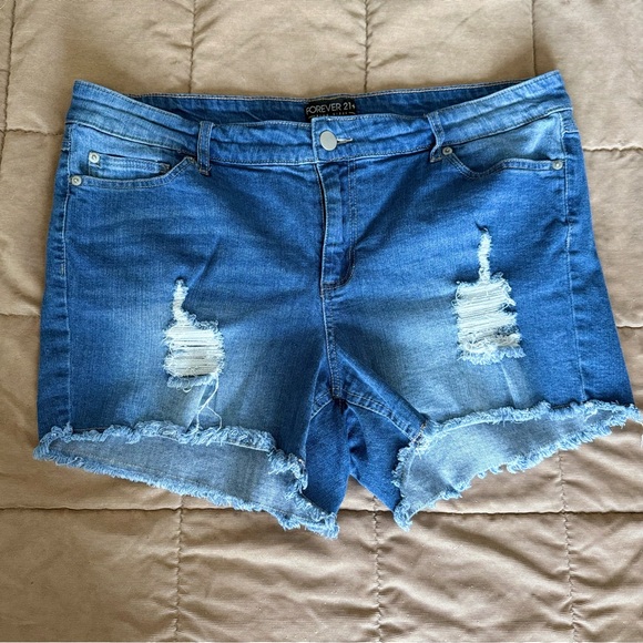 Forever 21 Pants - Forever 21 Distressed Stretchy Shorts